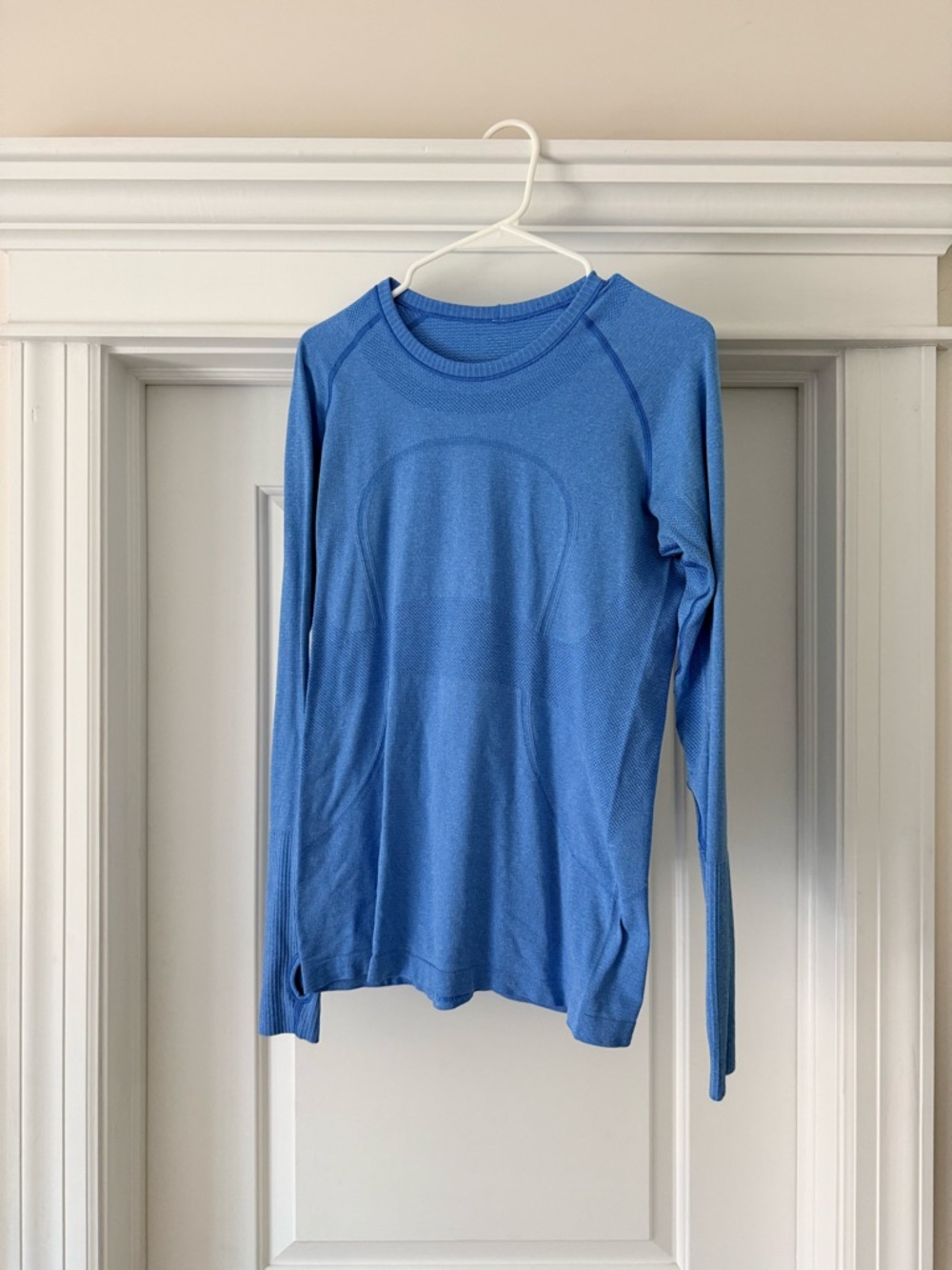 Lululemon blue long sleeve